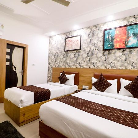 ניו דלהי Hotel Vvs Near Delhi Airport מראה חיצוני תמונה