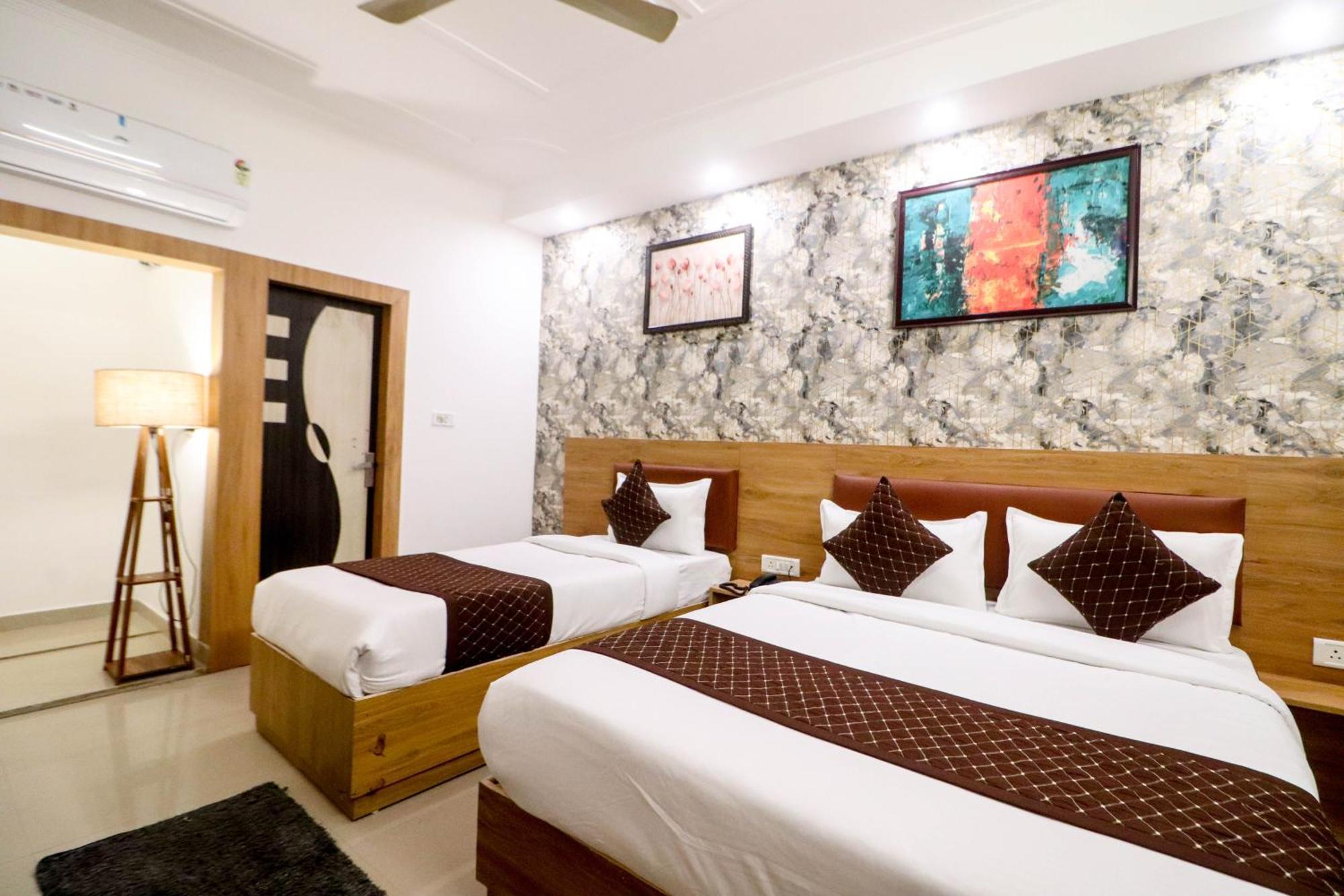ניו דלהי Hotel Vvs Near Delhi Airport מראה חיצוני תמונה