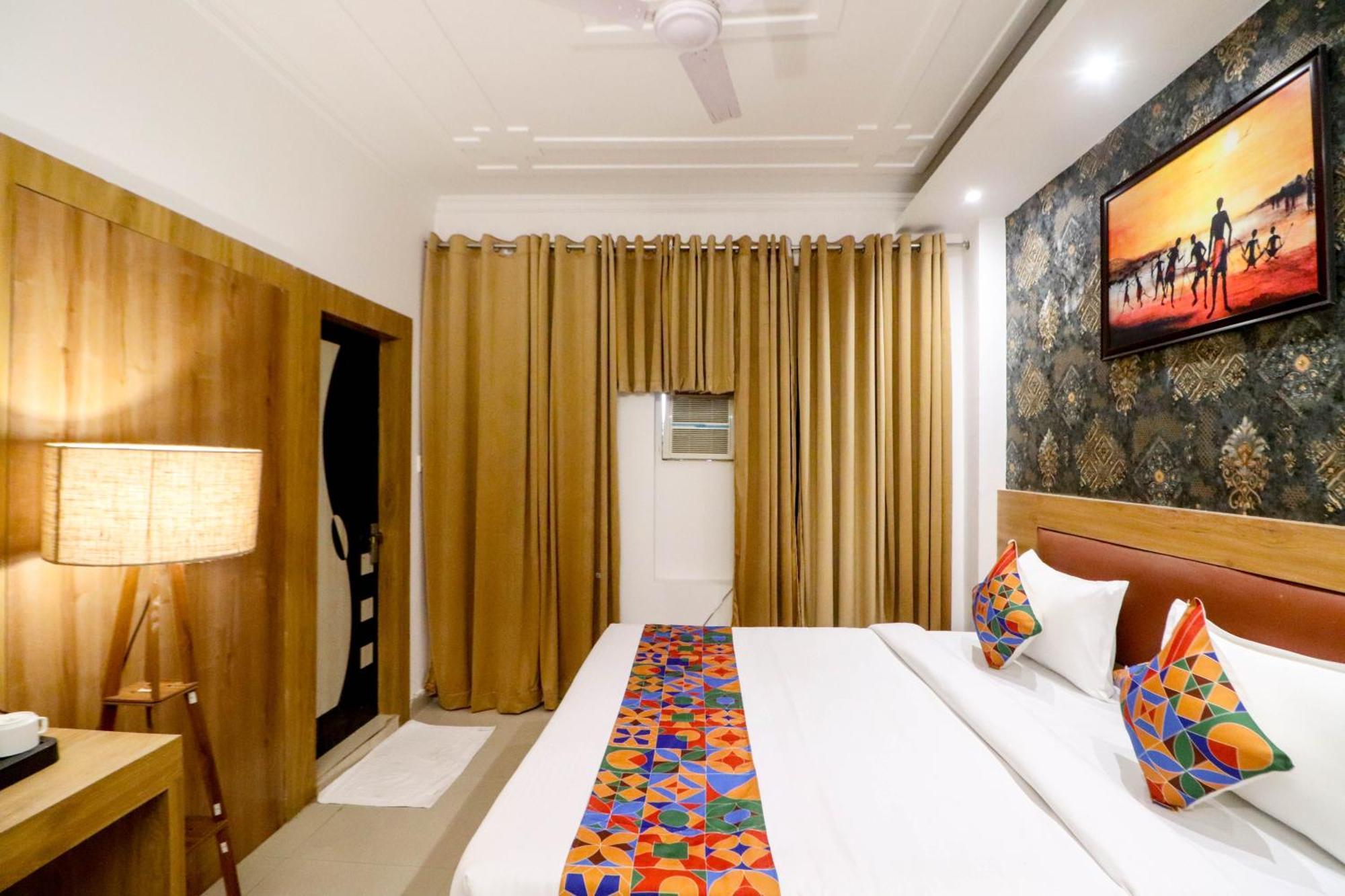 ניו דלהי Hotel Vvs Near Delhi Airport מראה חיצוני תמונה